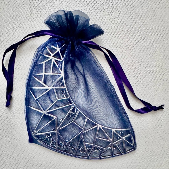 Silver Geometric Necklace NWOT - Picture 6 of 6